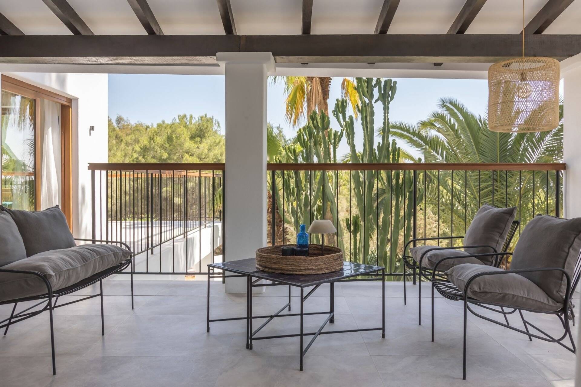 Immobilie in Miesitz - Atemberaubende renovierte Villa mit sechs Schlafzimmern mit Meerblick und in Dalt Vila in Can Furnet - Bild 3