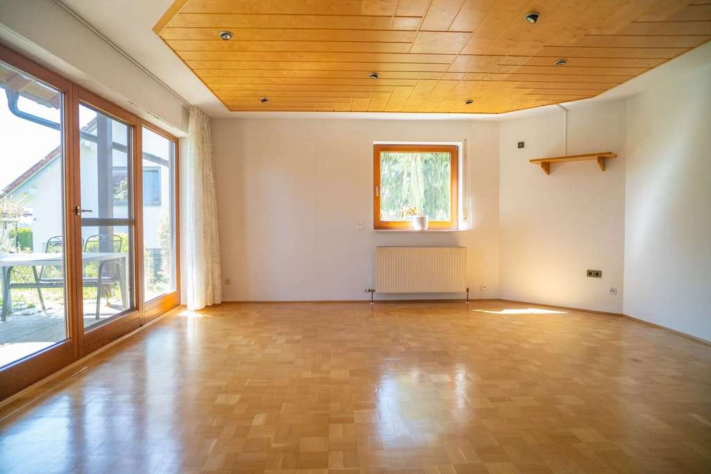 Immobilie in Neckarwestheim - Ruhe, Natur & Weitblick: Einfamilienhaus in traumhafter Lage - Bild 4