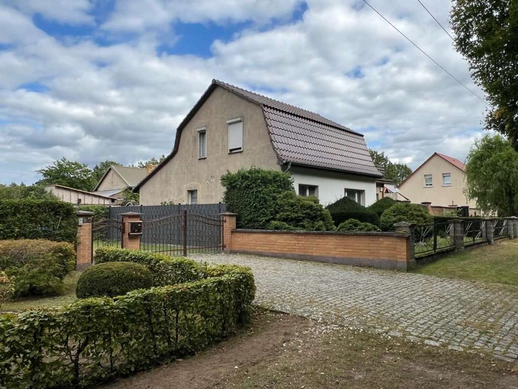Immobilie in Schorfheide - Geräumiges Haus zum erstaunlichen Preis - nur Zwangsversteigerung - keine Maklerprovision - Bild 4