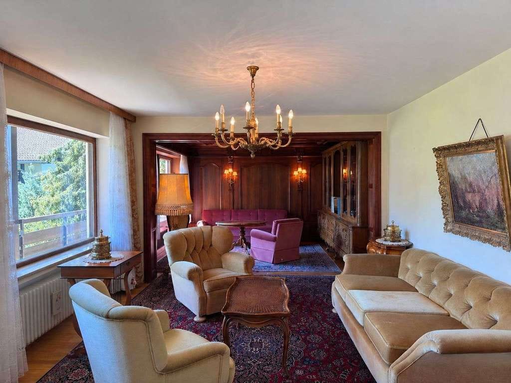 Immobilie in Oberammergau - KENSINGTON - Attraktive 3-Zimmer-Wohnung mit spektakulärer Bergkulisse - Bild 2
