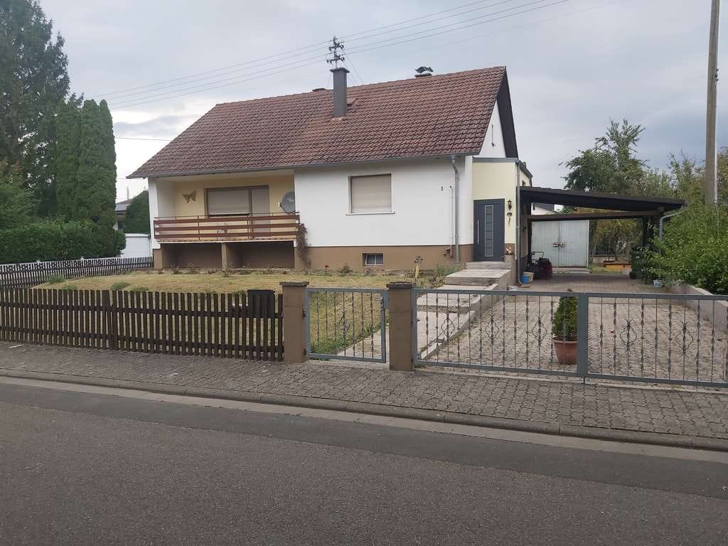 Immobilie in Kapsweyer - Freistehendes  5,5-Zimmer Einfamilienhaus in Kapsweyer,  Ausbaufähiges Dachgeschoß - Bild 2