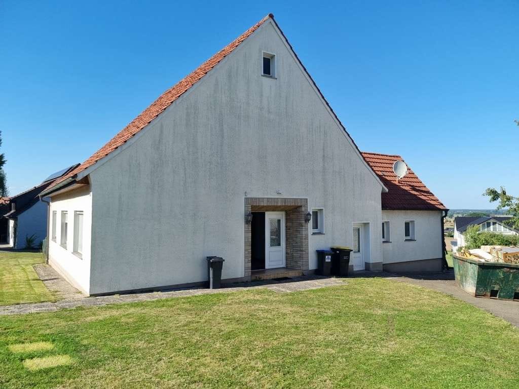 Immobilie in Hille - Sanierungsbedürftiges Wohnhaus in Hille-Oberlübbe - Bild 0