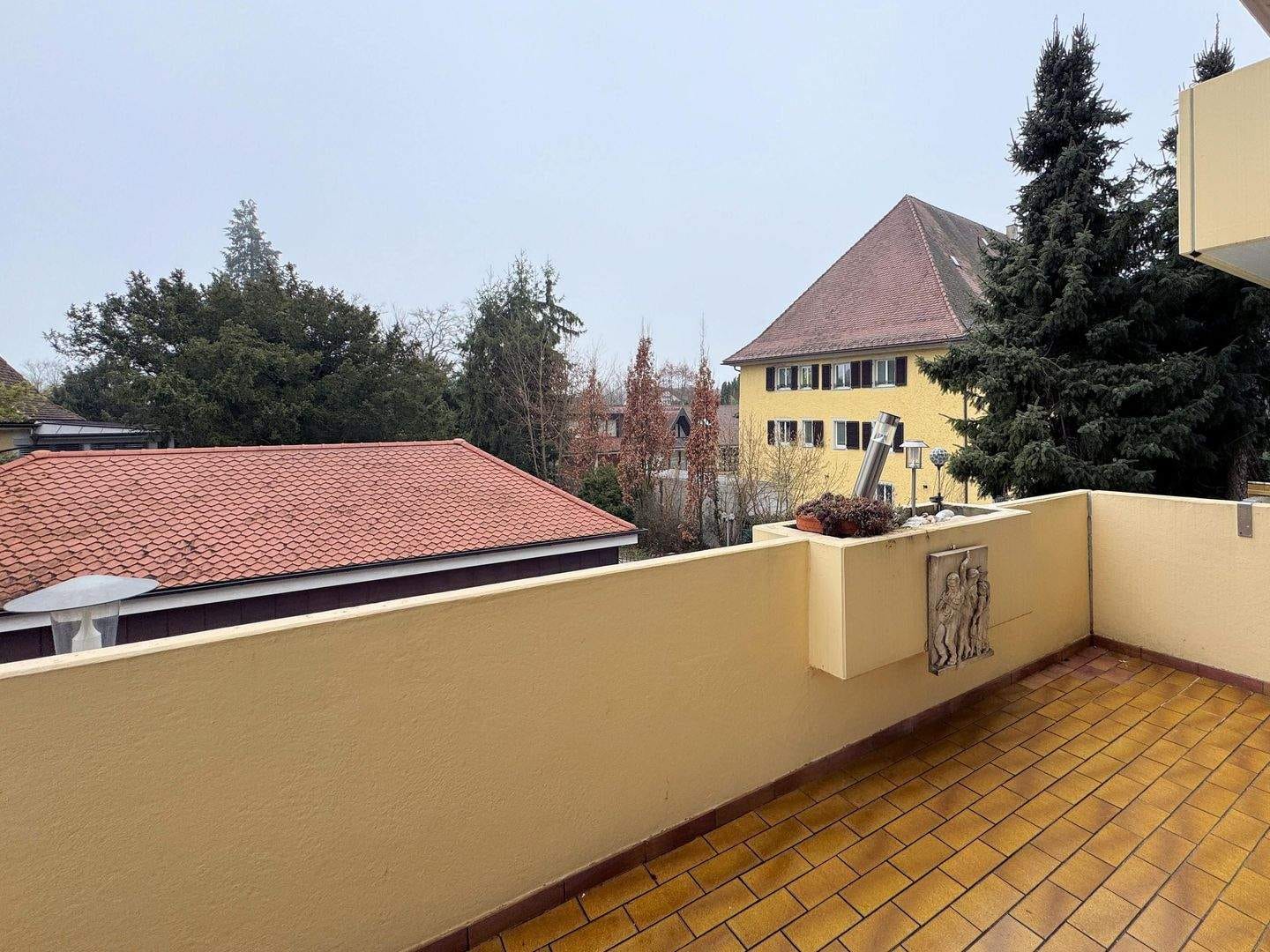 Immobilie in Bad Krozingen - Bad Krozingen: 1 von 4 Wohnungen (diese ist frei), nur im Paket, zentrale Lage, attraktiver Kaufpreis - Bild 0