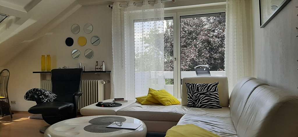 Immobilie in Schemmerhofen - 4 - Zimmer Dachgeschosswohnung - Bild 1
