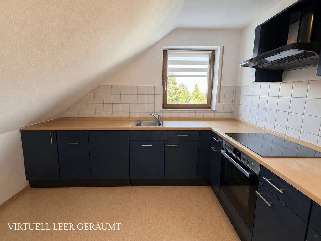 Immobilie in Mühlacker - Wohnen mit Ausblick – Gepflegte 1-Zimmer-Wohnung mit sonniger Dachterrasse - Bild 2