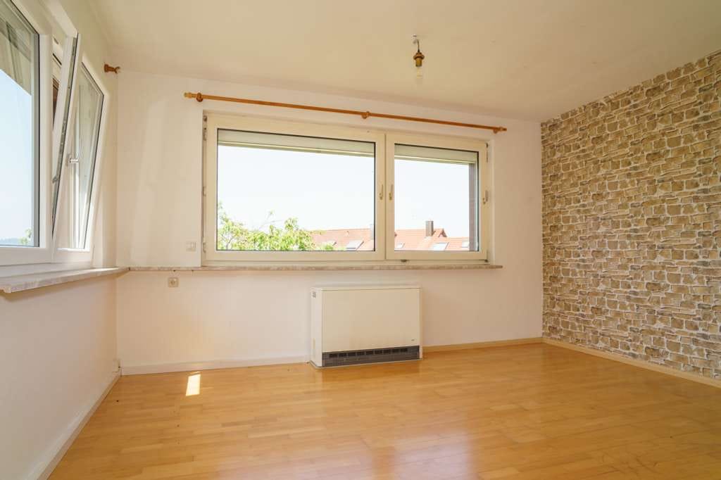 Immobilie in Oberkirch - Die Belohnung für langes suchen - ZFH mit Ferienwohnung. - Bild 3