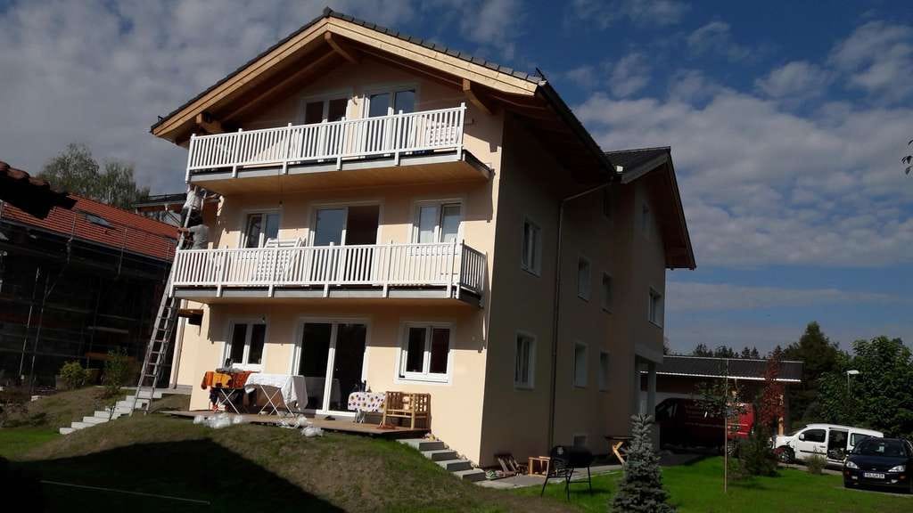 Immobilie in Stephanskirchen - G Neubau 3Zi 70m2    ruhige Lage am Waldrand, Nähe Autobahn, Pendler - Bild 0