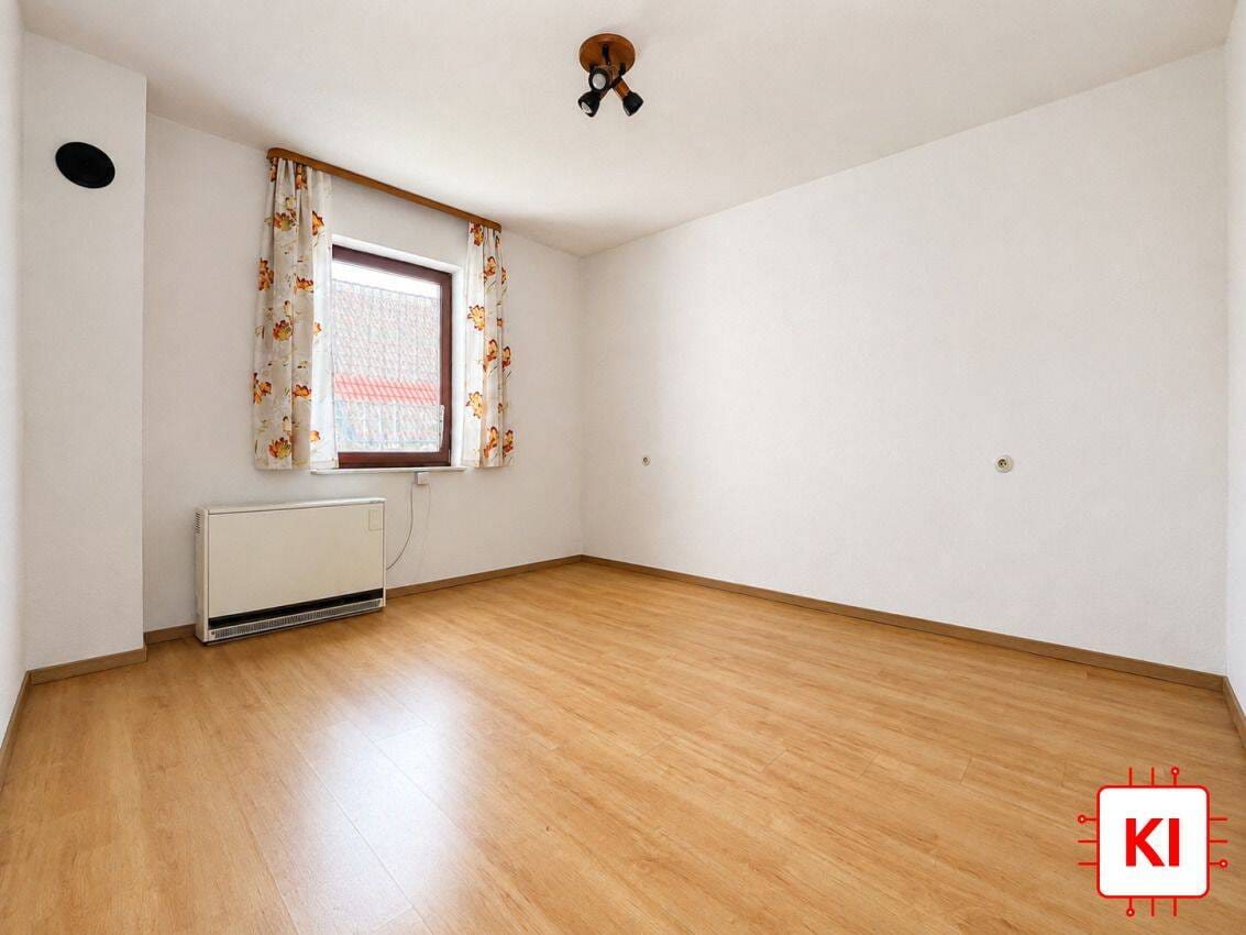 Immobilie in Tapfheim - Ehemaliges Bahnwärterhaus mit Geschichte, Charme und großem Gartengrundstück - Bild 2