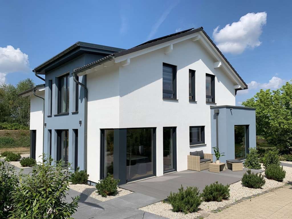 Immobilie in Gornau - STOPP! MONATLICH BIS 260 EUR WENIGER RATE - IHRE CHANCE FÜR FAMILIENGLÜCK IM EIGENEN HAUS? TEL: 0171 - Bild 2