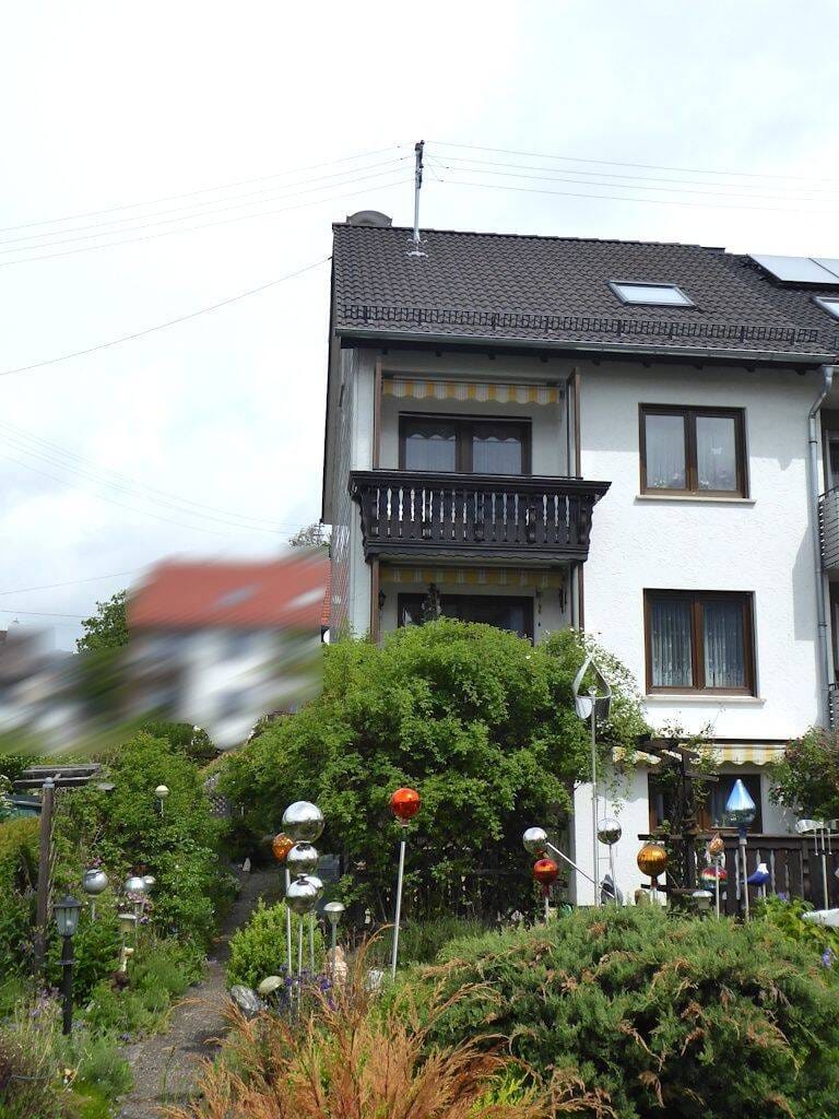 Immobilie in Schauenstein - Bezahlbares gepflegtes Reihenendhaus in ruhiger Lage von Schauenstein mit Garten und Garage - Bild 0