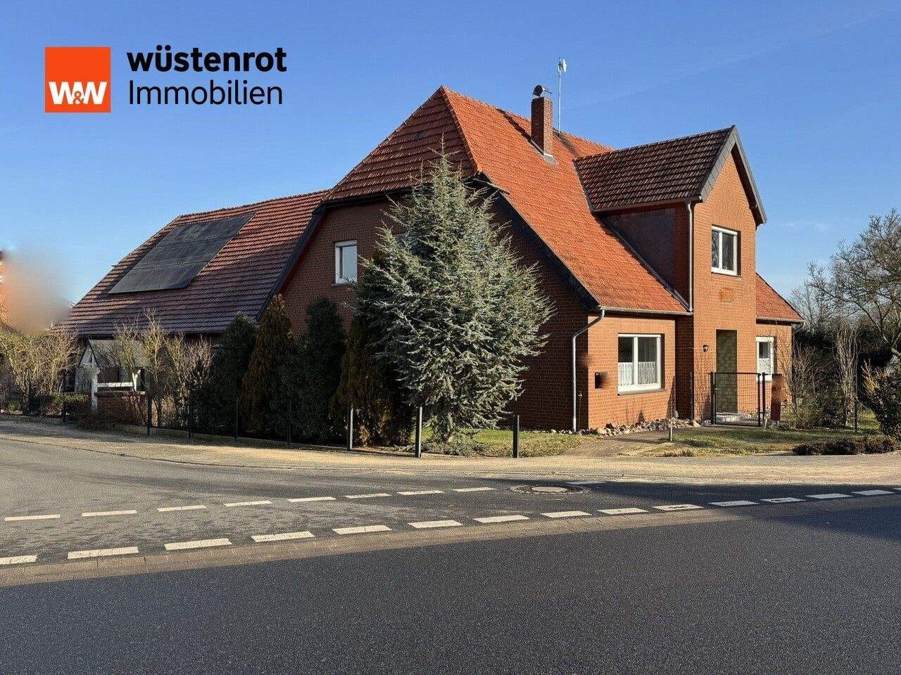 Immobilie in Balge - Vielfältiges Objekt! EFH/ZFH mit PV-Anlage, Wintergarten und ELW (Ferienwohnung möglich) +Ausbaureserve - Bild 0