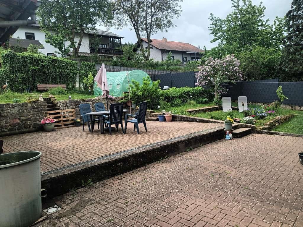 Immobilie in Ramsen - Einfamilienhaus mit Waldgrundstück zu verkaufen - Bild 3