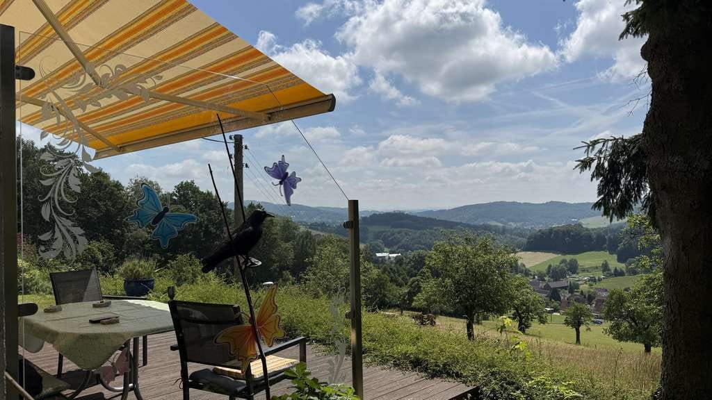 Immobilie in Sebnitz - Freistehendes Wochenendhaus in Alleinlage mit herrlicher Fernsicht - Bild 2