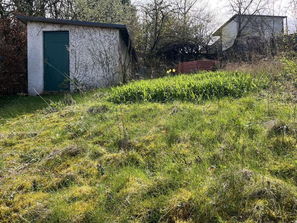 Immobilie in Spiesen-Elversberg - SPIESEN - ELVERSBERG : Kleiner BUNGALOW mit VOLLKELLER und separater GARAGE ! - Bild 4