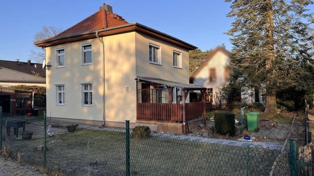 Immobilie in Schulzendorf - Familienhaus mit Entwicklungspotential - Bild 1