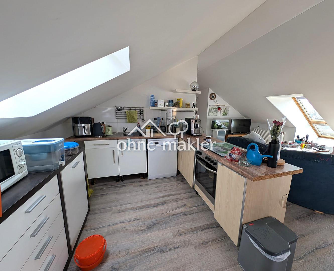 Immobilie in Asbach-Bäumenheim - Gemütliche & helle DG Wohnung - Top Anbindung an Augsburg - Stellplatz + Keller - Bild 1