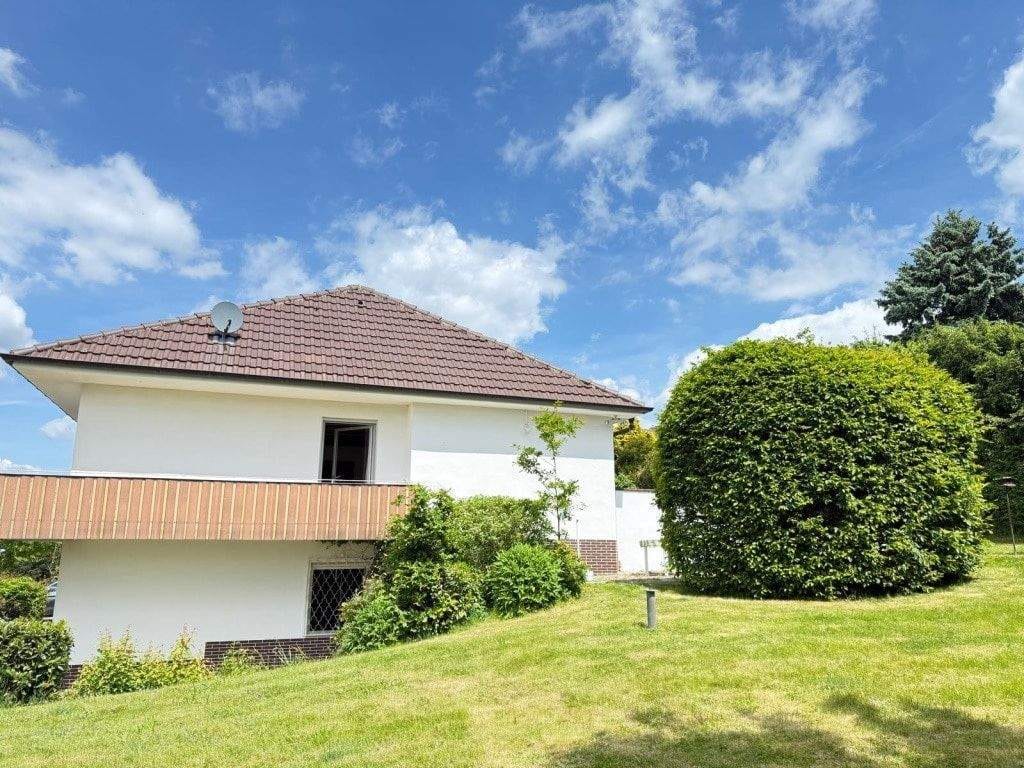 Immobilie in Melsungen - Seltene Gelegenheit: Einfamilienhaus mit Einliegerwohnung - Baugrundstück (Preis auf Anfrage) - Bild 2