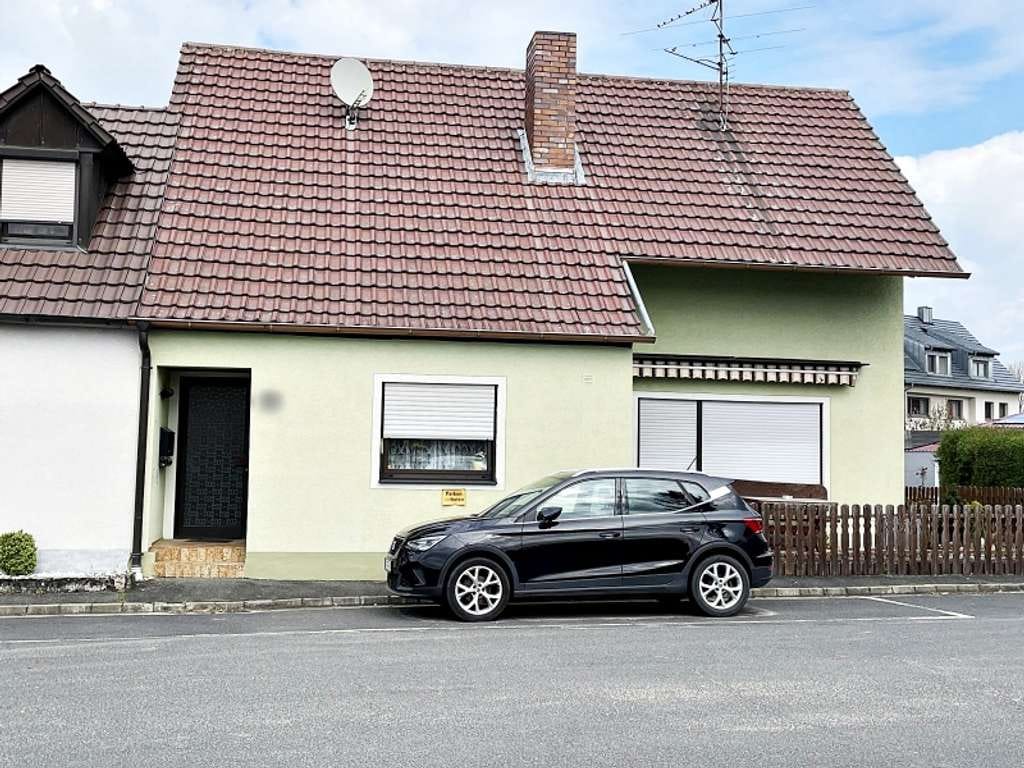 Immobilie in Wiesentheid - Haus in Geesdorf am Sportplatz - Bild 0