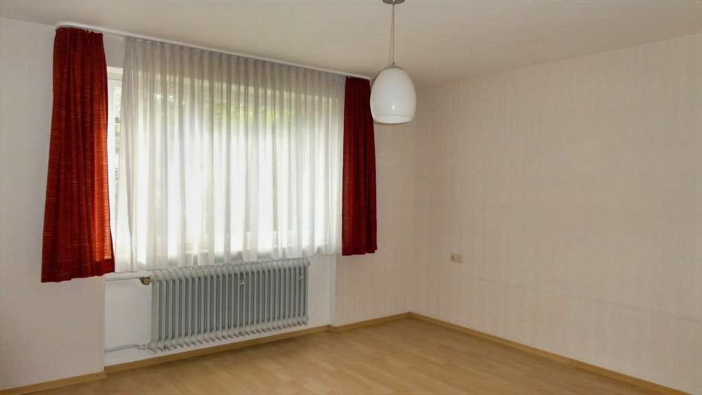Immobilie in Weinsberg - Zweifamilienhaus mit Garage in Grantschen - teilvermietet - Bild 4