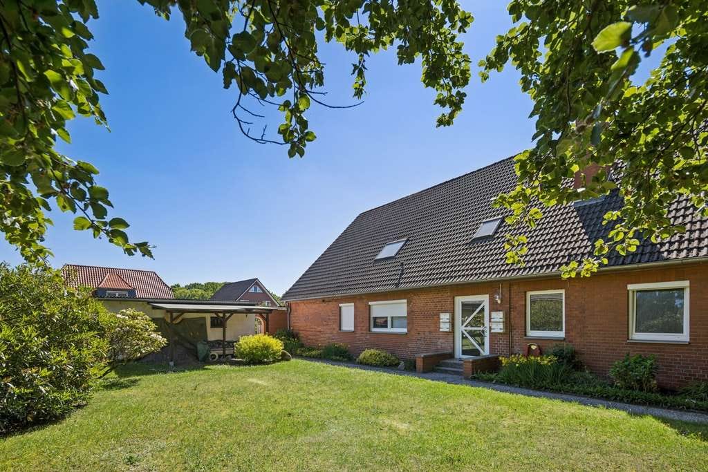 Immobilie in Verden (Aller) - Historischer Charme trifft Naturidylle – Wohnen mit der Familie und Blick ins Grüne - Bild 2