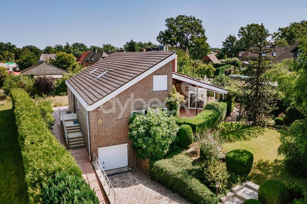 Immobilie in Barnstedt - Architektenvilla mit privatem Hallenbad und weitläufigem Grundstück nahe Lüneburg. - Bild 0