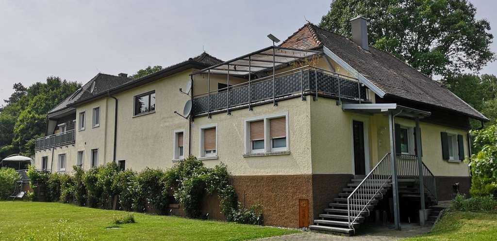 Immobilie in Iffezheim - Außergewöhnliches Mehrgenerationen- / Wohnanwesen mit 4.607 m² Naturgrundstück bei Iffezheim - Bild 1