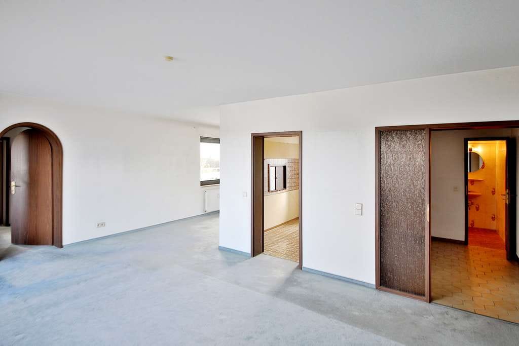 Immobilie in Eggenstein-Leopoldshafen - 3,5-Zimmer-Penthouse mit Westterrasse und besonderem Ausblick in Leopoldshafen - Bild 3