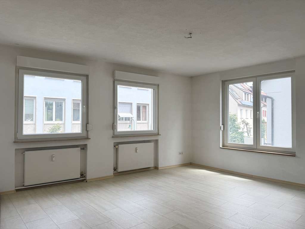 Immobilie in Weinsberg - Charmantes 4-Familienhaus in zentraler Lage von Weinsberg - Bild 1