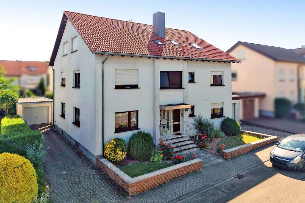 Immobilie in Karlsbad - Gepflegtes Mehrfamilienhaus in top Wohnlage - Bild 0