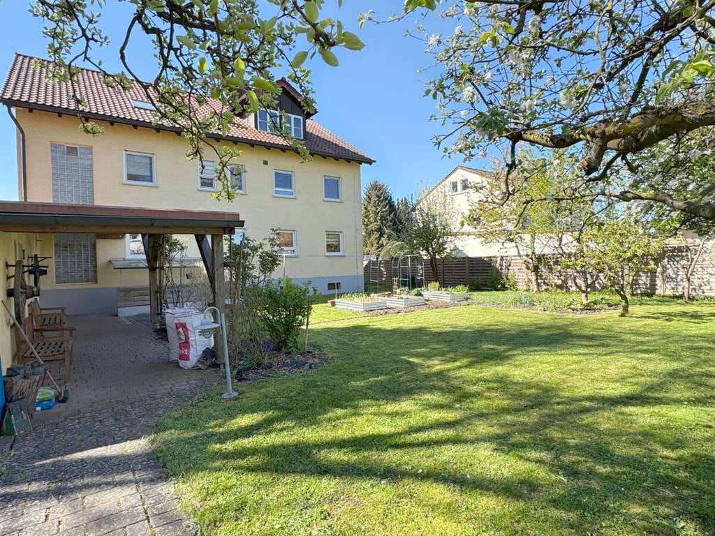 Immobilie in Hirschaid - Stetig renoviertes 3-Familienhaus mit schönem Gartengrundstück in Hirschaid - Bild 4