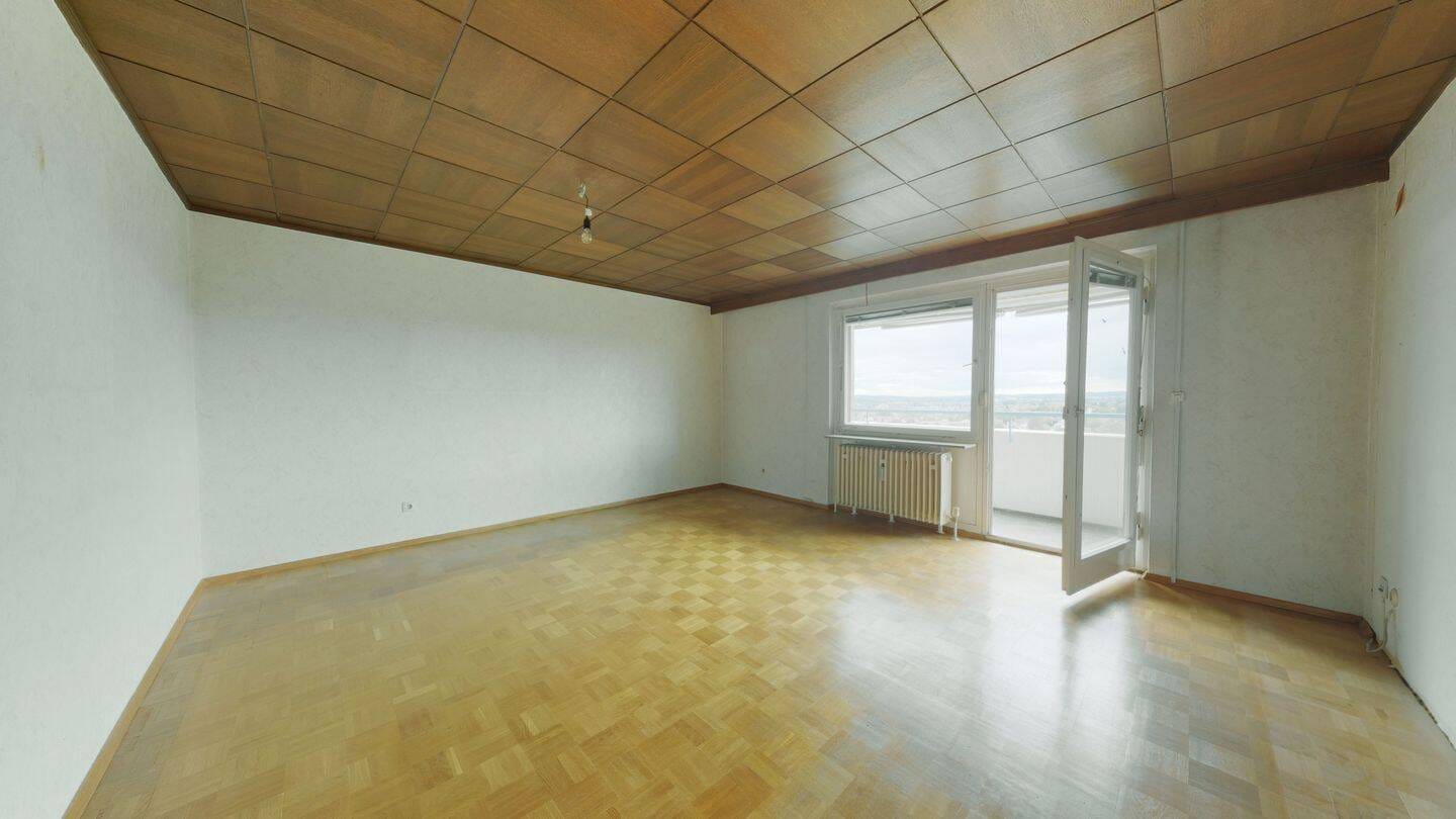 Immobilie in Göppingen - 5 Zimmer, Balkon, Weitblick - Ihr neues Zuhause für die ganze Familie - Bild 0