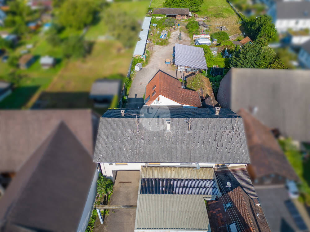 Immobilie in Emmendingen - Attraktives Wohn- & Geschäftshaus mit guter Rendite & vielseitigem Nutzungspotenzial in Kollmarsreute - Bild 2