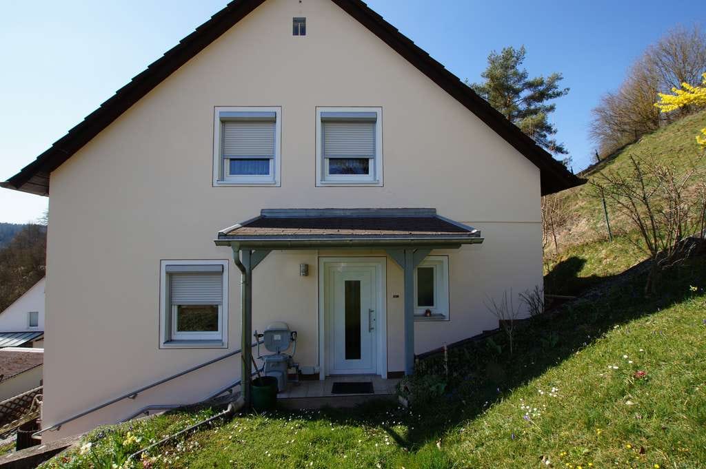 Immobilie in Breitenbrunn - Ihr Familiennest auf dem Land – solides Zuhause mit traumhafter Fernsicht! - Bild 2