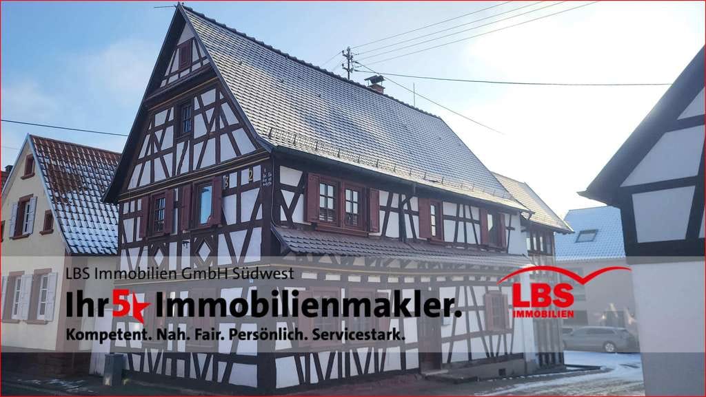 Immobilie in Freckenfeld - Denkmalgeschützes 1-2 FH in zentraler Lage - Bild 0