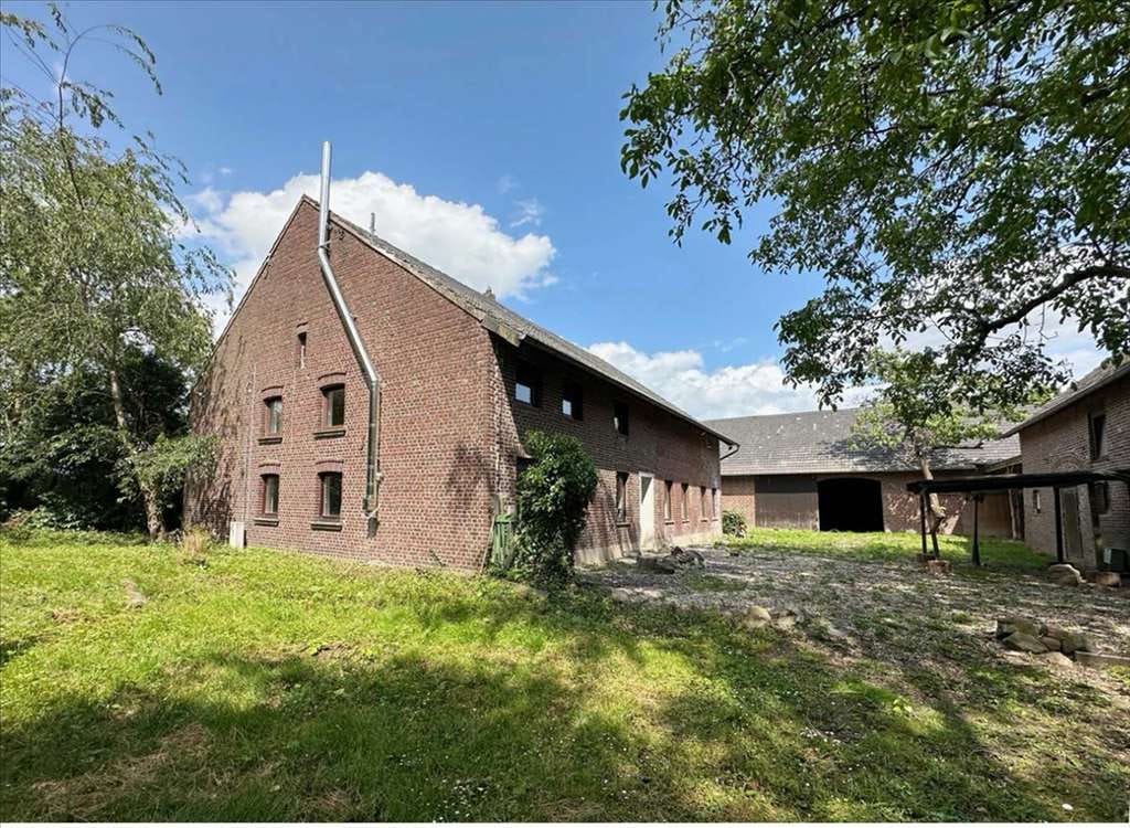 Immobilie in Tönisvorst - Immobilien-Richter: Bauernhof mit 2 große Scheunen und Remise in ruhiger Lage von Tönisvorst - Bild 0