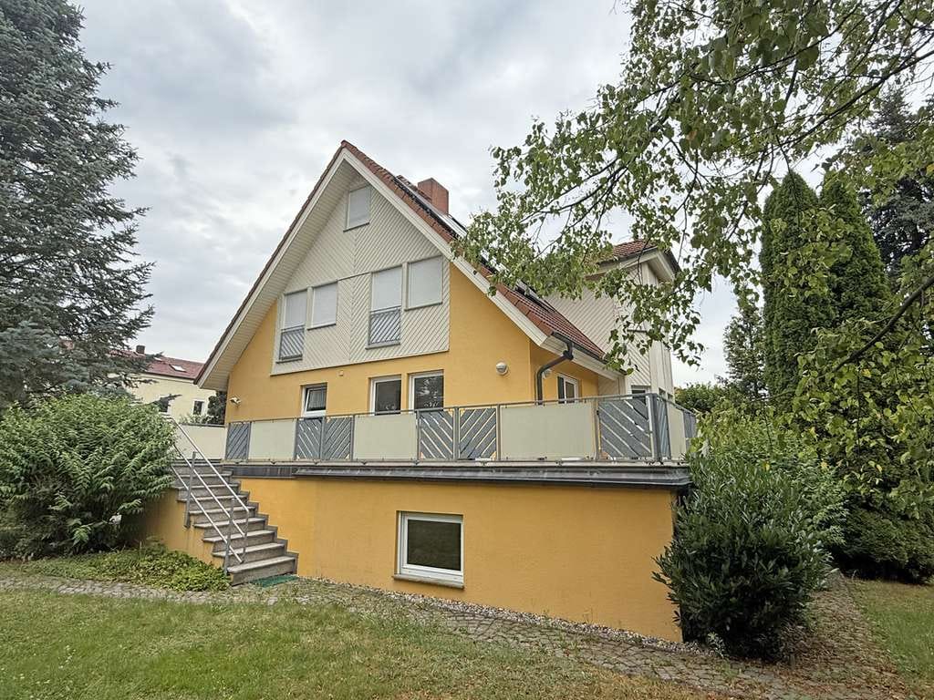 Immobilie in Moritzburg - Repräsentatives Einfamilienhaus im Grünen - in ruhiger Lage am Rande des Landschaftsschutzgebietes - Bild 0