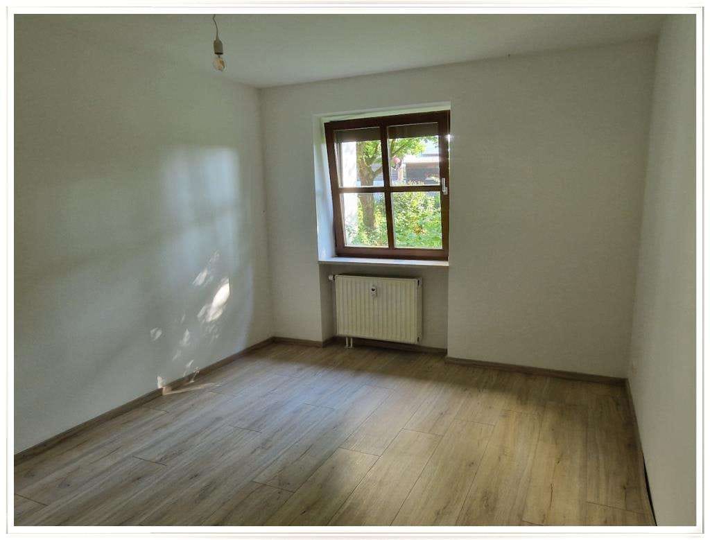 Immobilie in Haimhausen - 2-Zimmer-Wohnung mit Terrasse und TG-Stellplatz in ruhiger zentraler Lage von 85778 Haimhausen - Bild 2