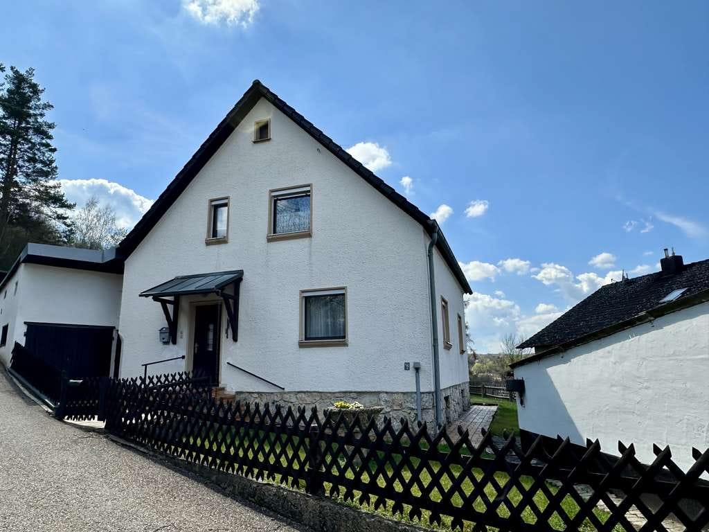 Immobilie in Brunn - Ein-/Zweifamilienhaus in Laaber - Bild 0