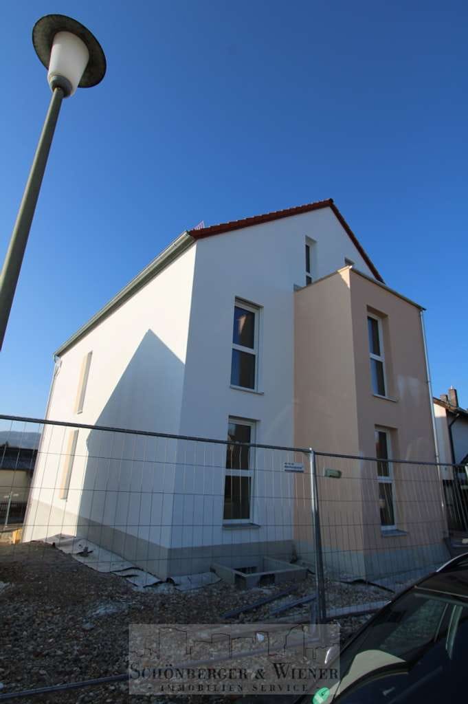 Immobilie in Beratzhausen - Attraktives Neubau Mehrfamilienhaus mit 6 Wohneinheiten - Lukrative Kapitalanlage! - Bild 3