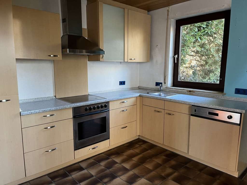 Immobilie in Gechingen - Gechingen: 3,5 ZW über 3 Etagen im Reihenendhaus - Bild 4