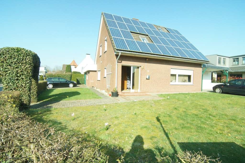Immobilie in Cloppenburg - EFH in Cloppenburg mit großem Garten und PV-Anlage - Bild 3