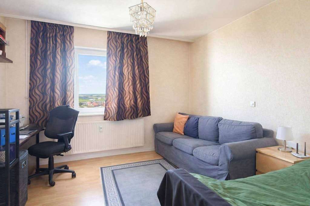 Immobilie in Erlensee - Viel Platz für Familienleben – 4-Zimmer-Wohnung mit großer Loggia - Bild 4