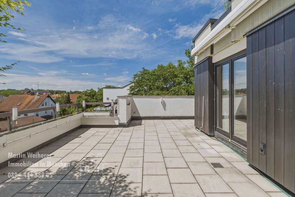 Immobilie in Aschheim - Sonnige 4 Zimmer Wohnung, Premium-Wohngefühl durch die große Dachterasse - Bild 2