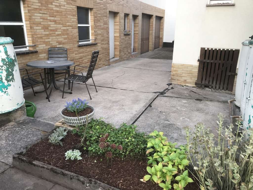 Immobilie in Ringgau - Reichlich Entfaltungsmöglichkeit: 1-2 Familienhaus mit Gewerbefläche, u. Nebengebäude mit viel Platz - Bild 3