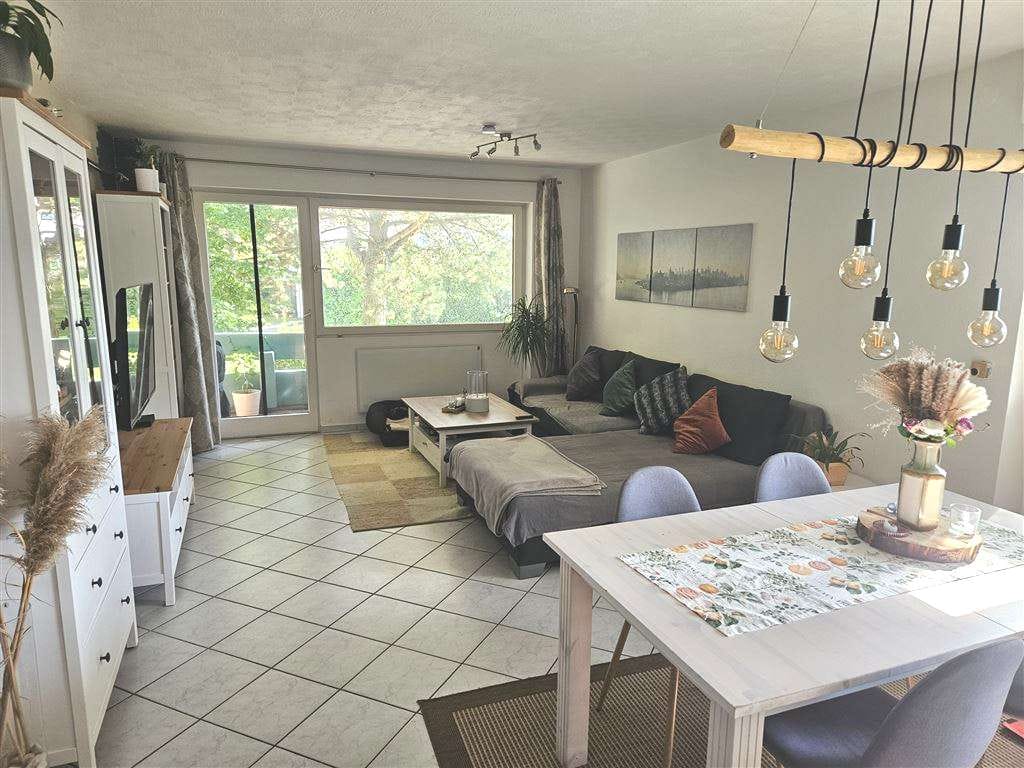 Immobilie in Königsbronn - Gemütliche 2,5-Zi-Whg mit 2 Balkonen und Garage in ruhiger Lage - Bild 2