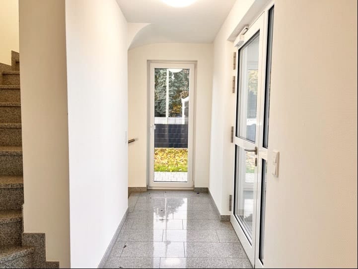 Immobilie in Karlstein am Main - Neuwertig und viel Platz - Bild 4