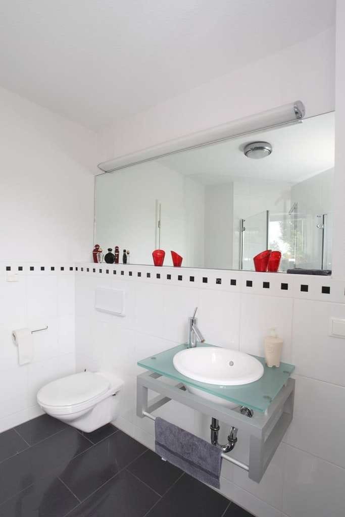 Immobilie in Bergtheim - Exklusive Stadtvilla in Bergheim - Individuell geplant, nachhaltig gebaut - Bild 3