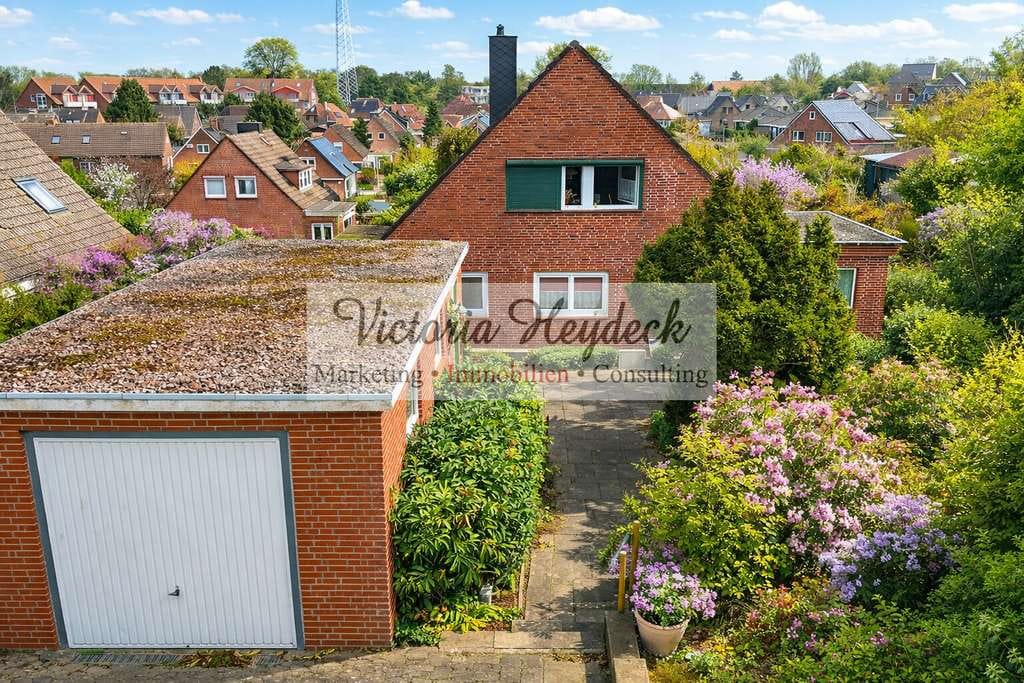 Immobilie in Heiligenhafen - Vielseitiges Einfamilienhaus mit Einliegerwohnung - Bild 0