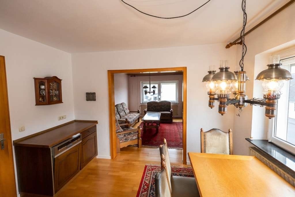 Immobilie in Norken - Einfamilienhaus mit Garten nahe Bad Marienberg – viel Platz für Ihre Ideen - Bild 2