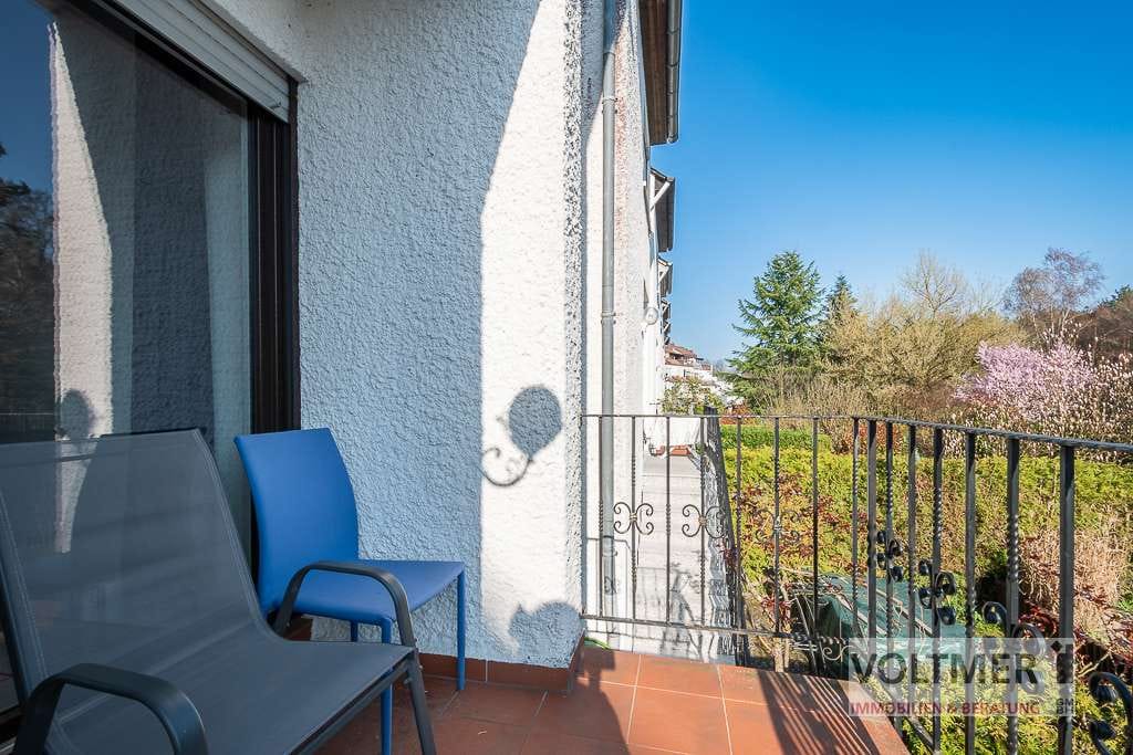 Immobilie in Homburg - RÜCKZUGSORT - Reihenmittelhaus mit Balkonen, Terasse und Garten in ruhiger Lage von Homburg! - Bild 4